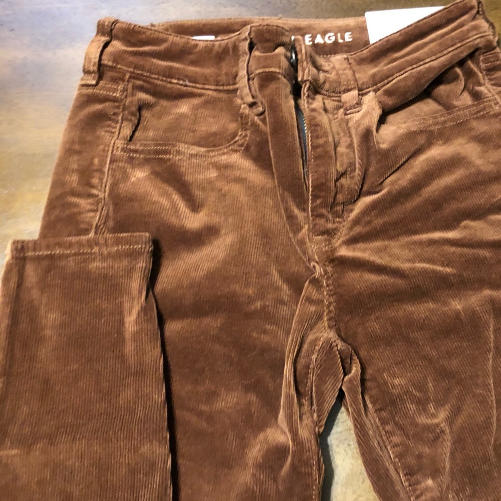 American Eagle Brow Corduroy Jegging